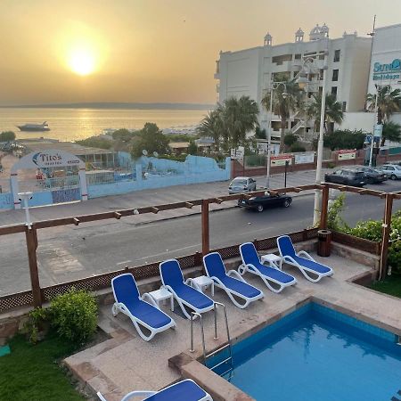 Serafy City Center Hostel And Pool For Foreigners Adults Only Hurghada Zewnętrze zdjęcie