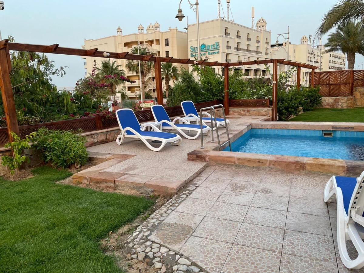 Serafy City Center Hostel And Pool For Foreigners Adults Only Hurghada Zewnętrze zdjęcie