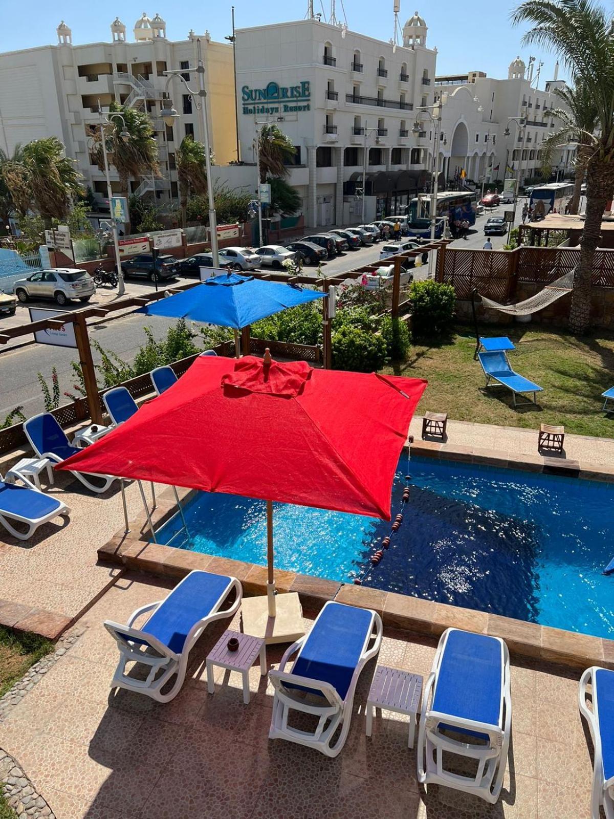Serafy City Center Hostel And Pool For Foreigners Adults Only Hurghada Zewnętrze zdjęcie