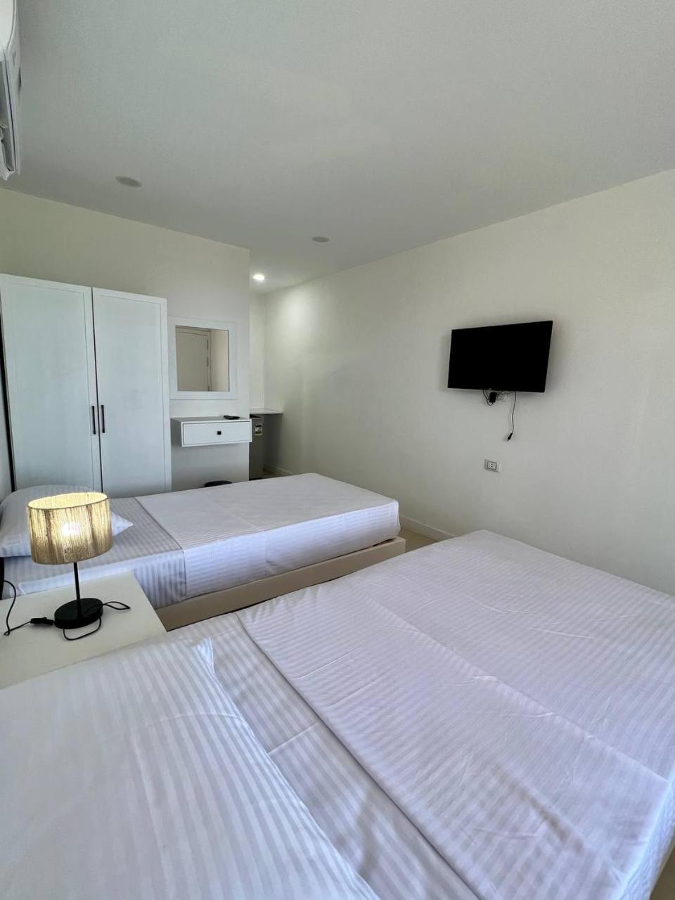 Serafy City Center Hostel And Pool For Foreigners Adults Only Hurghada Zewnętrze zdjęcie