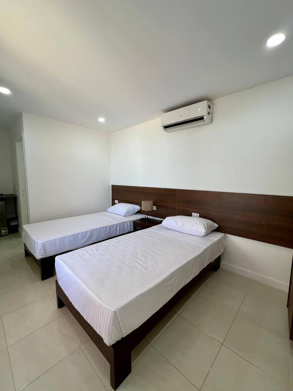 Serafy City Center Hostel And Pool For Foreigners Adults Only Hurghada Pokój zdjęcie